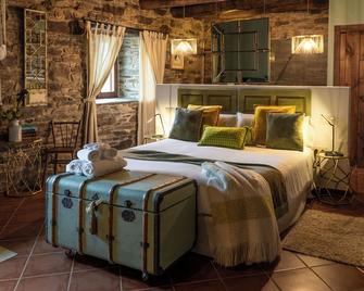 Complejo Rural Lar de Vies - A Pontenova - Bedroom