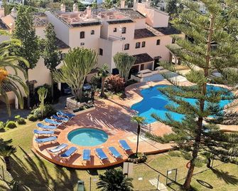 Apartamentos El Toro - Marbella
