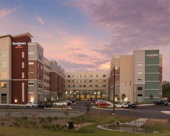 Courtyard by Marriott Raleigh-Durham Airport/Brier Creek - Raleigh - Gebäude
