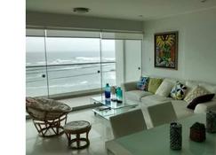 Apartamento Playa Señoritas - Punta Hermosa - Sala de estar