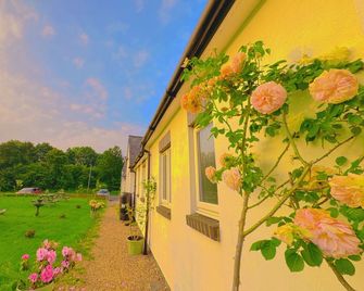 The Evergreen Hotel - Banbury - Outdoor view