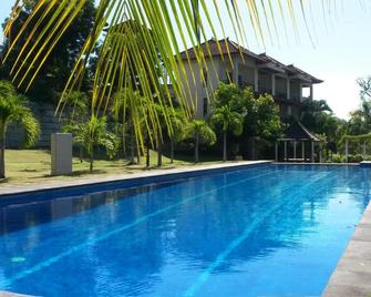 Blue Hill Tulamben - Kubu - Piscina