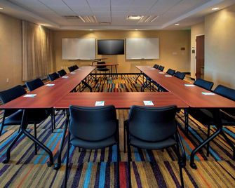 Fairfield Inn & Suites by Marriott Syracuse Carrier Circle - East Syracuse - Sala de reuniones