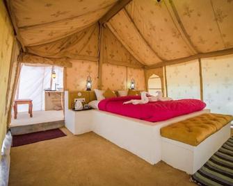 Desert Raasleela Camp - Jaisalmer - Bedroom