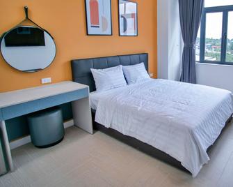 S79 Mina Hotel - Bien Hoa - Bedroom