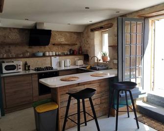Barn cottage - La Tour-Blanche-Cercles - Cocina