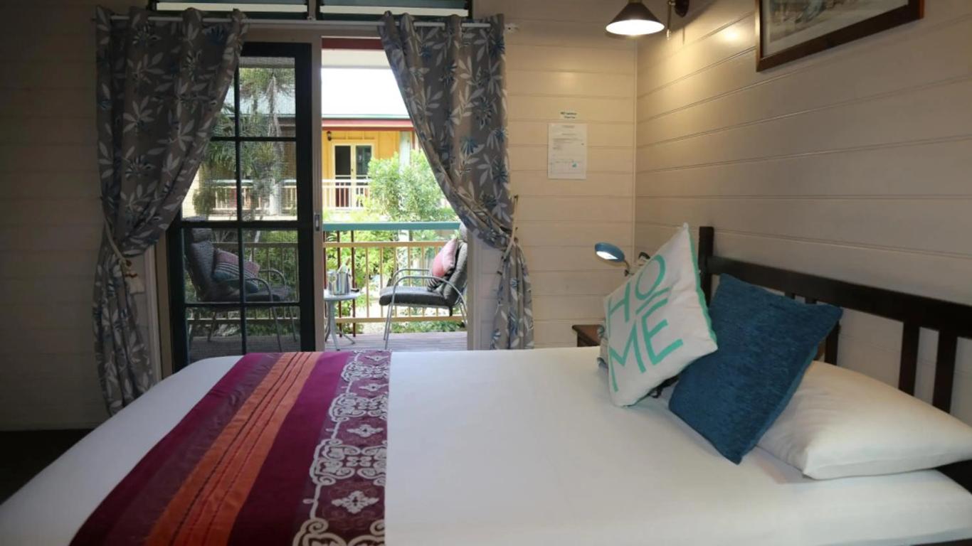 Licuala Lodge