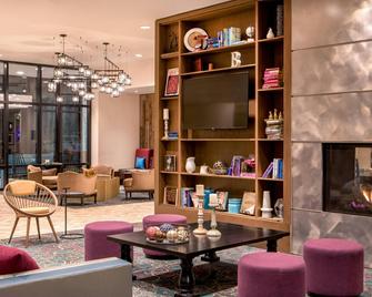 Residence Inn by Marriott Boston Braintree - Braintree - Lounge