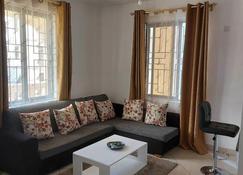 Lux Suites Start-Up Apartments Nyali - Mombasa - Pokój dzienny