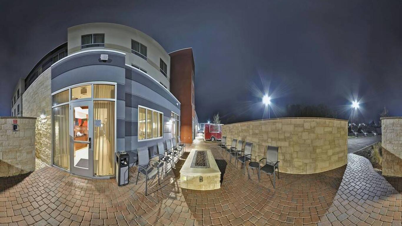 Fairfield Inn & Suites by Marriott Savannah SW/Richmond Hill