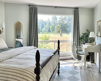 Charming Condo Retreat - Welches - Habitación