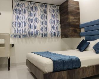 Hotel Voxton - Utan - Bedroom