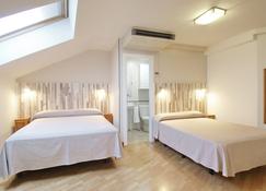 Hotel Apartamentos Aralso - Segovia - Bedroom