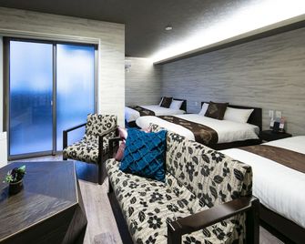 Grand Base Takamatsu - Takamatsu - Chambre
