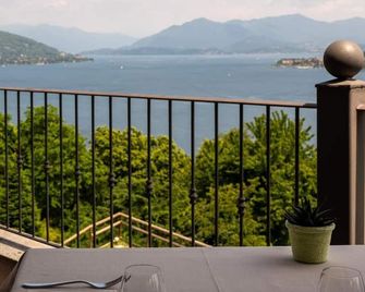 Hotel Ristorante San Carlo - Arona - Balcony