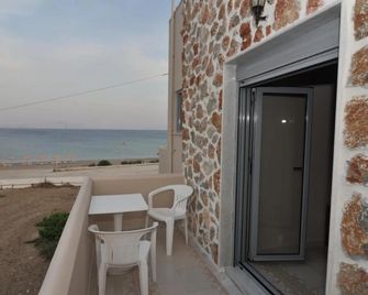 Blue Wave - Kefalos - Balkon
