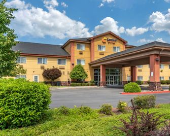 Comfort Suites Salem - Salem - Edificio