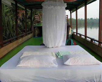 houseboat kelotok bee - Pangkalanbuun - Bedroom