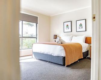 Total ~ Allure ~ - Bicheno - Bedroom