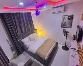 Affordable and Luxury One-Bedroom Ensuite Apt - Ilorin - Dormitor