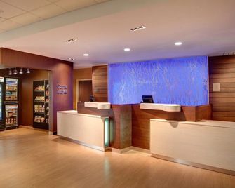 Fairfield Inn & Suites by Marriott Calhoun - Calhoun - Receptionist