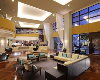 Loisir Hotel Naha - Naha - Lobby