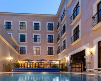 Holiday Inn Express Oaxaca-Centro Historico By IHG - Oaxaca - Bygning