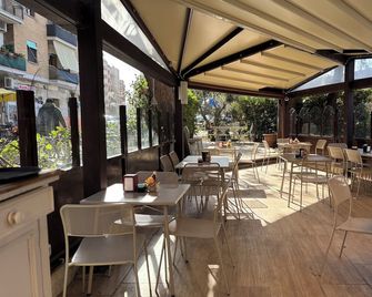 B&B Fuori Dal Porto - Civitavecchia - Restaurant