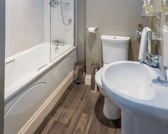 Ardgowan - St. Andrews - Bathroom
