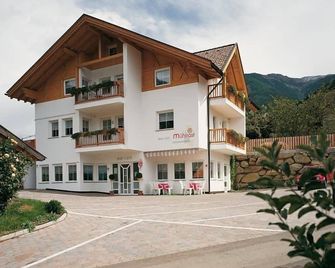 Appartment Mühlrast - Laces - Edificio