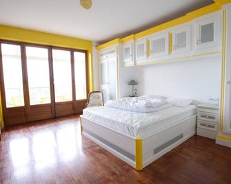 Spacieux appartement à Évian, proche centre et lac, pour 5 personnes, animaux acceptés - FR-1-498-7 - Évian-les-Bains - Bedroom