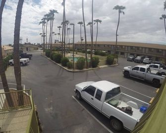 Americas Best Value Inn Blythe - Blythe - Außenansicht