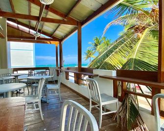 Sandy Beach Hotel - San Juan - Balcony
