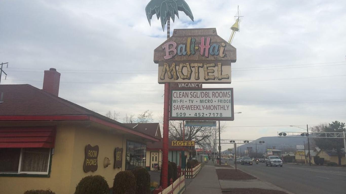 Bali Hai Motel