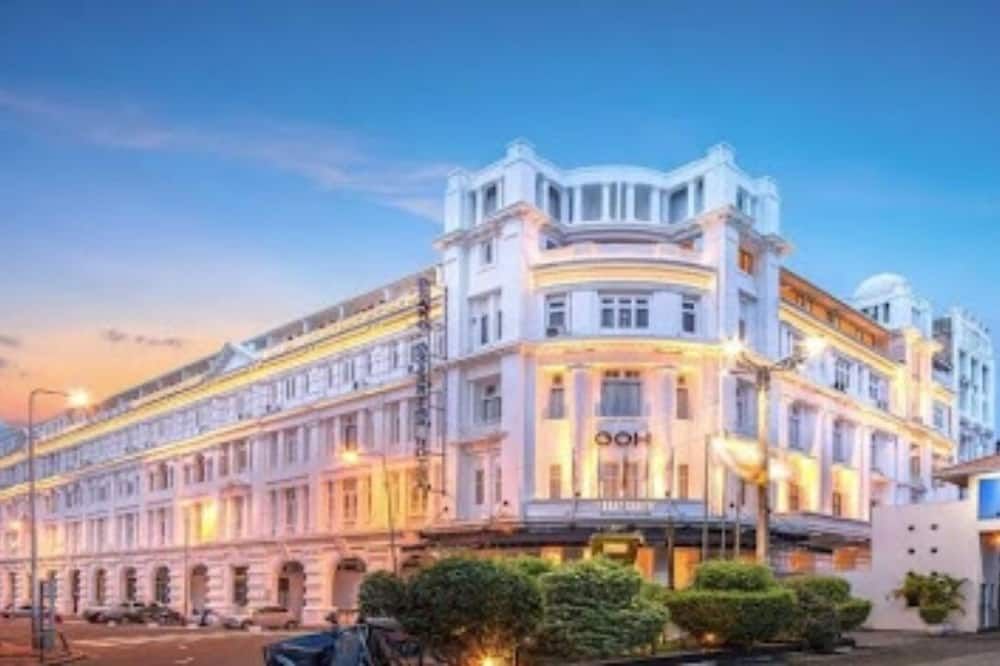 Grand Oriental Hotel