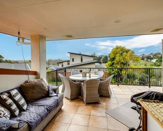 Havelock Heights - Havelock North Holiday Home - Havelock North - Balcony