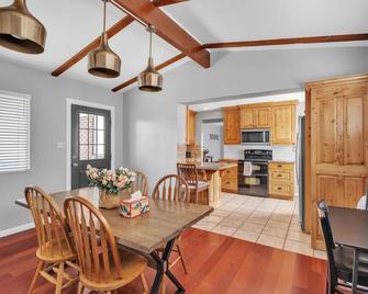 New! Sugar Run 4-Bedroom Home - Pets Allowed - Salt Lake City - Sala de jantar