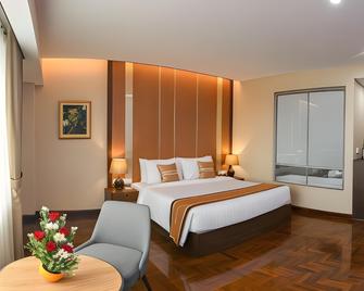 Hotel New Wave - Mandalay - Slaapkamer