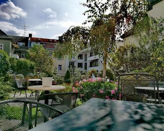 Hotel Altschwabing - Munich - Patio