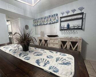 Sea Woods 3 Bedroom 2 Bath - New Smyrna Beach - Sala pranzo