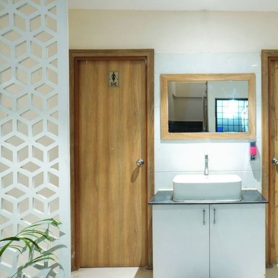 Dream Suites Hotel image 1