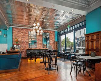 آير سكوير هوتل - غالواي - مطعم