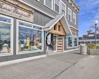 Adorable Downtown Studio - 1 Block to Long Beach! - Long Beach - Building