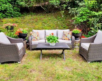 Magical Holiday Stays in Scaly Mountain Cabin - Scaly Mountain - Innenhof