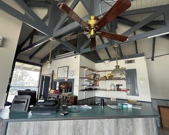 Colony Inn By OYO Columbus Us-280 - Columbus