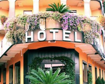 Hotel Atlantic - Arona - Building