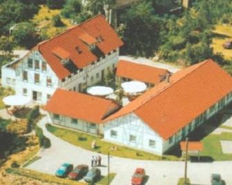 Landhotel 'Zum Nicolaner' - Döbeln - Building