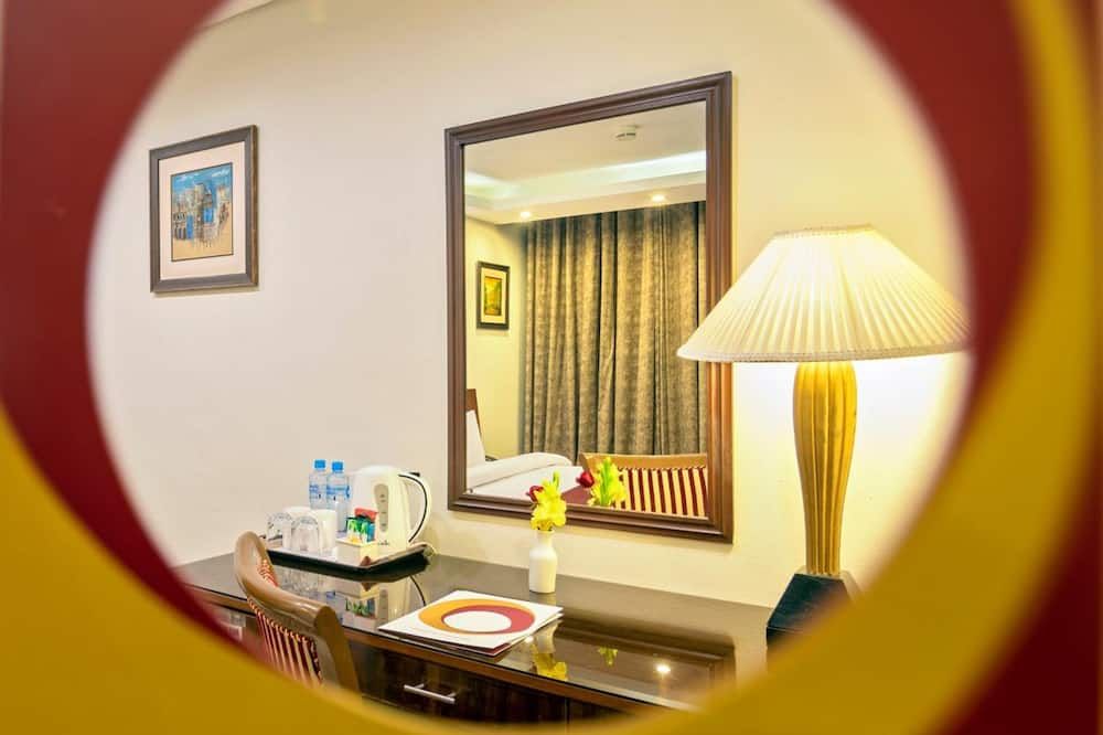 Hotel One Gulberg, Lahore - Lahore - Prasarana kamar