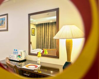 Hotel One Gulberg, Lahore - Lahore - Prasarana kamar