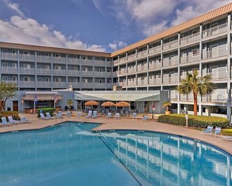 1 Mi to Shelter Cove: Hilton Head Resort Condo! - Hilton Head Island - Pool